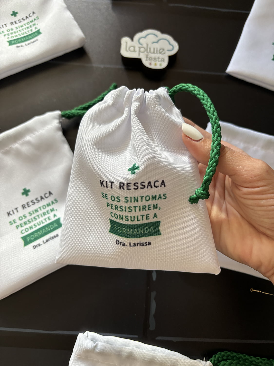 Kit Ressaca Label Saquinho Kit Ressaca Formatura Personalizado - LaPluie Festa